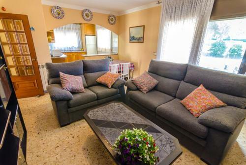 Montbarbat Villa Sleeps 6 Pool