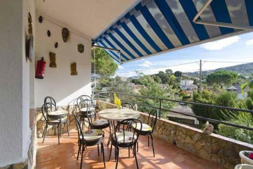 Montbarbat Villa Sleeps 5 Pool Wifi