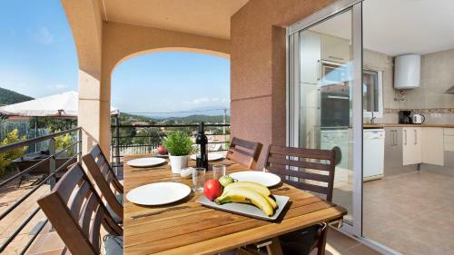 Macanet De La Selva Villa Sleeps 7
