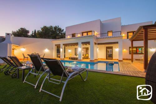 Abahana Villas Waterfront