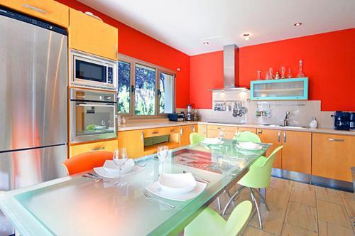 Moraira Villa Sleeps 8 Pool Air Con Wifi