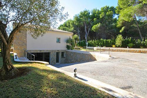 Moraira Villa Sleeps 8 Pool Air Con Wifi
