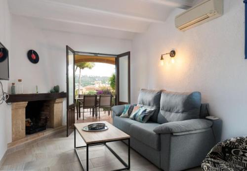 Moraira Apartment Sleeps 4 Pool