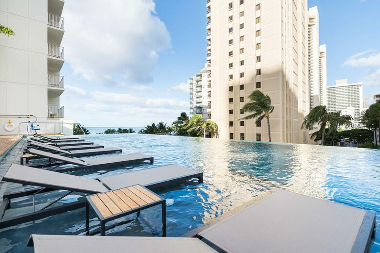 Pacific Beach Hotel