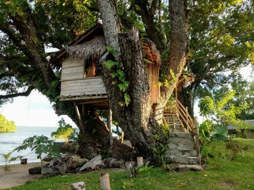 Hotel Hideaway Paradise Beach Bungalows