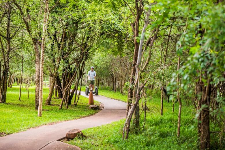 Hotel Avani Victoria Falls Resort