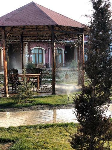 Ahmadkhon Hotel