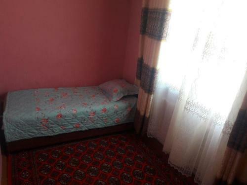 Bed & Breakfast Vodakanal Place (Khorezm National House)