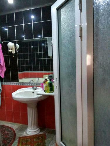 Bed & Breakfast Vodakanal Place (Khorezm National House)