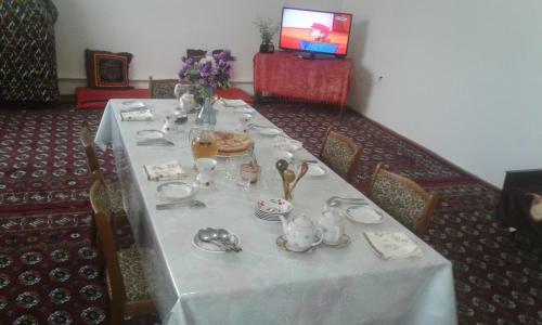 Bed & Breakfast Hotel Sadush Va Asqar