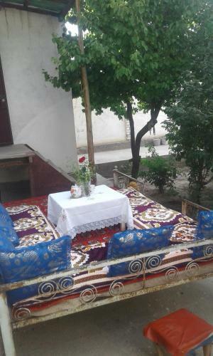 Bed & Breakfast Hotel Sadush Va Asqar