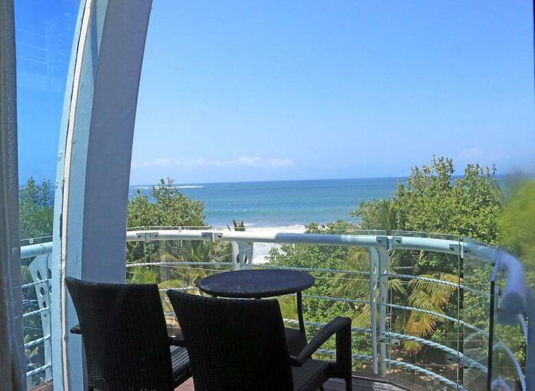 El Kuta Beach Heritage Hotel