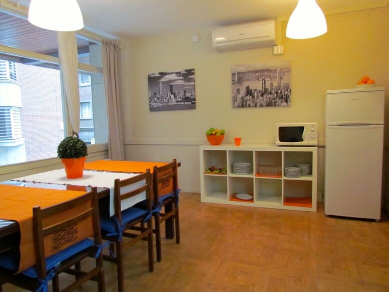 Hostal Barcelona City Street