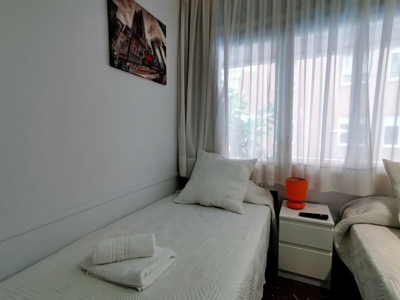Hostal Barcelona City Street