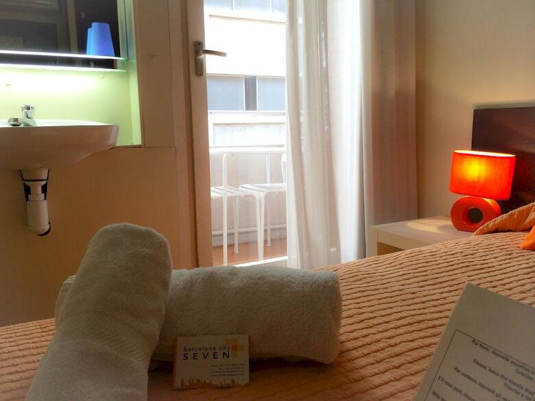 Hostal Barcelona City Seven