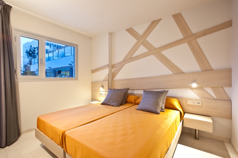 Ryans Ibiza Apartments - Adults Only