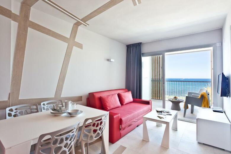 Ryans Ibiza Apartments - Adults Only