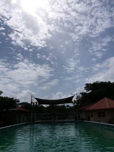 Surinat Luxury Resort