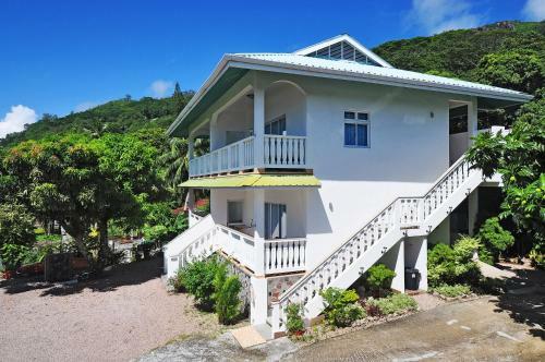 Bed & Breakfast Divers Lodge Guest House
