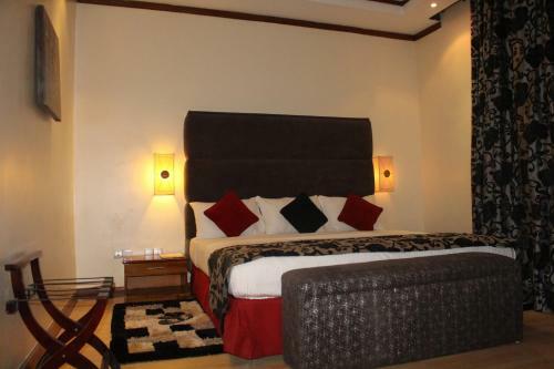 Victoria Blue Hotels & Apartments