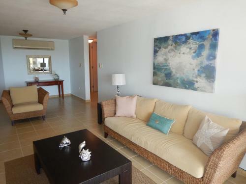Apartamento Ocean Breeze Hilltop Penthouse