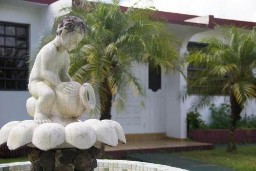 Hostal Cavernas Guest House