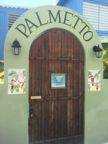 Posada Palmetto Guesthouse