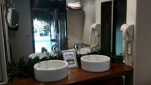 Hostal Bungalows Manuka
