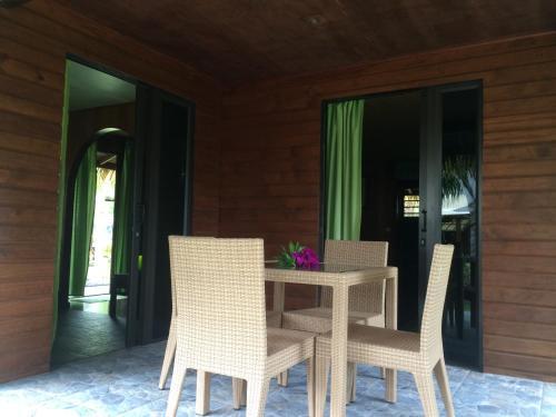 Hostal Taoahere Beach House