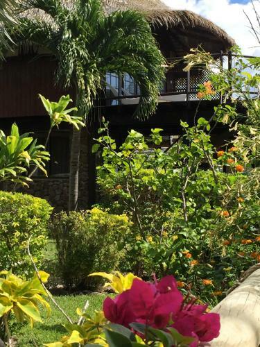Hostal Taoahere Beach House
