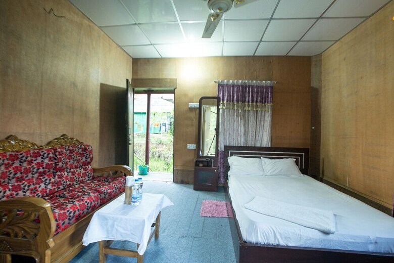 Hotel Fanush Resort