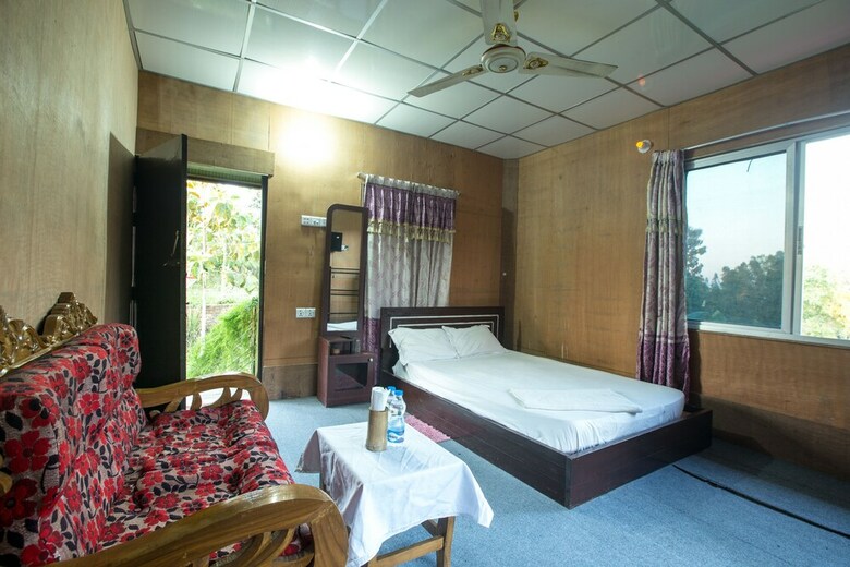 Hotel Fanush Resort