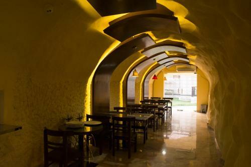 Hotel Nandan Village