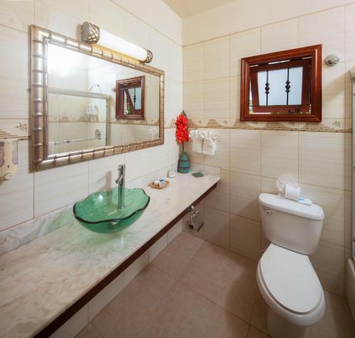 Sugar Cane Club Hotel & Spa