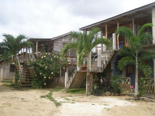 Bed & Breakfast Tutzil Nah Cottages