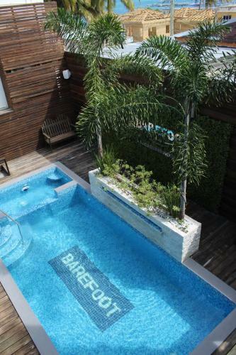 Barefoot Caye Caulker Hotel