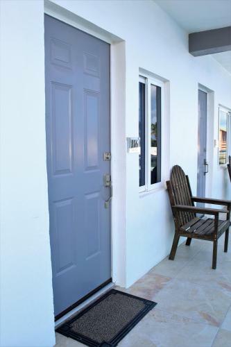 Barefoot Caye Caulker Hotel