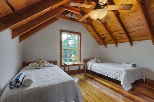 Weezie's Ocean Front Hotel And Garden Cottages