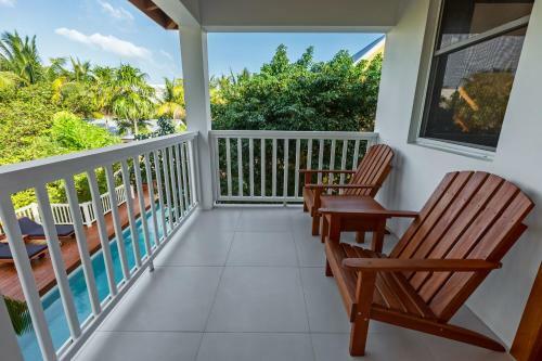Weezie's Ocean Front Hotel And Garden Cottages