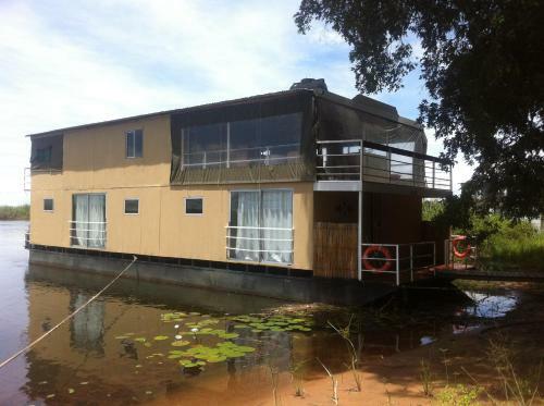 Delta Belle Houseboat