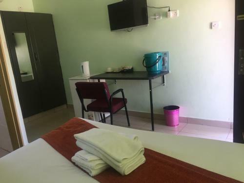Shakawe Sands Lodge