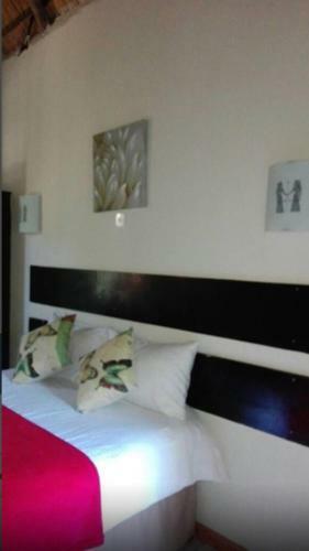 Shakawe Sands Lodge
