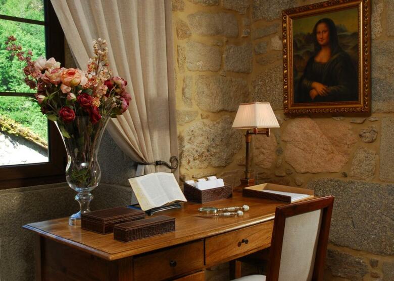 Hotel Casa De Aldea Torre Do R�o