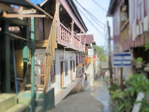 Hostal Sunflower Guesthouse