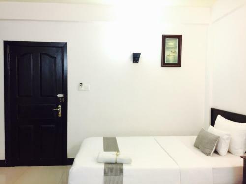 Reasmey Cheanich Hotel