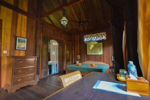 Hotel Rajabori Villas Resort