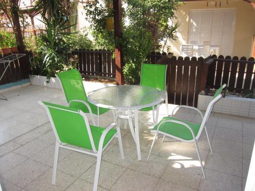 Spiros Seaside Villa No. 11