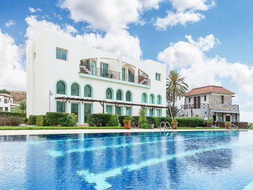 Joya Cyprus Neptune Garden Apartment