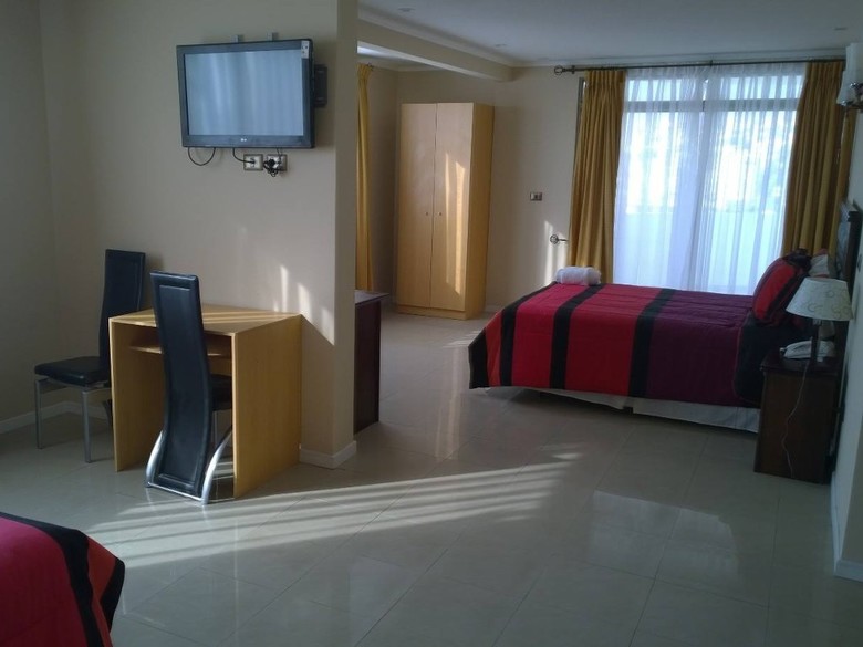 Hotel Astore Suites