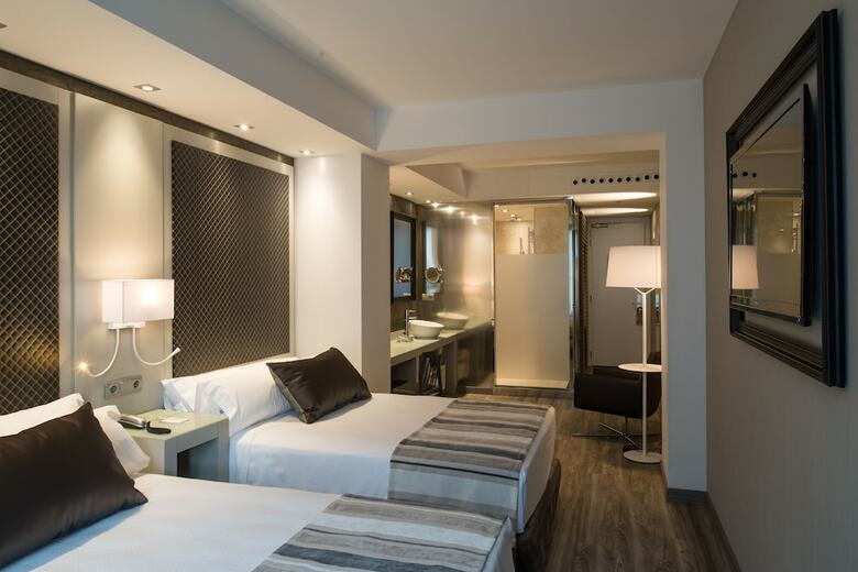 Hotel Catalonia Square